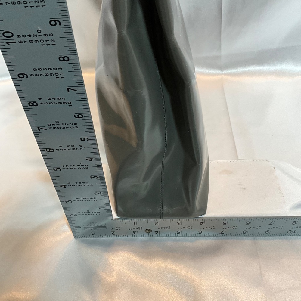 Prada gray leather tote with zipper closure.   62-H3Ab - Picture 6 of 10